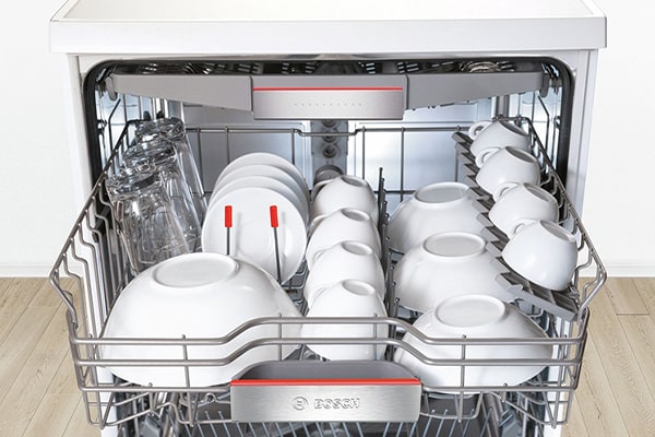 بهترین نحوه چیدن ظروف در ظرفشویی بوش